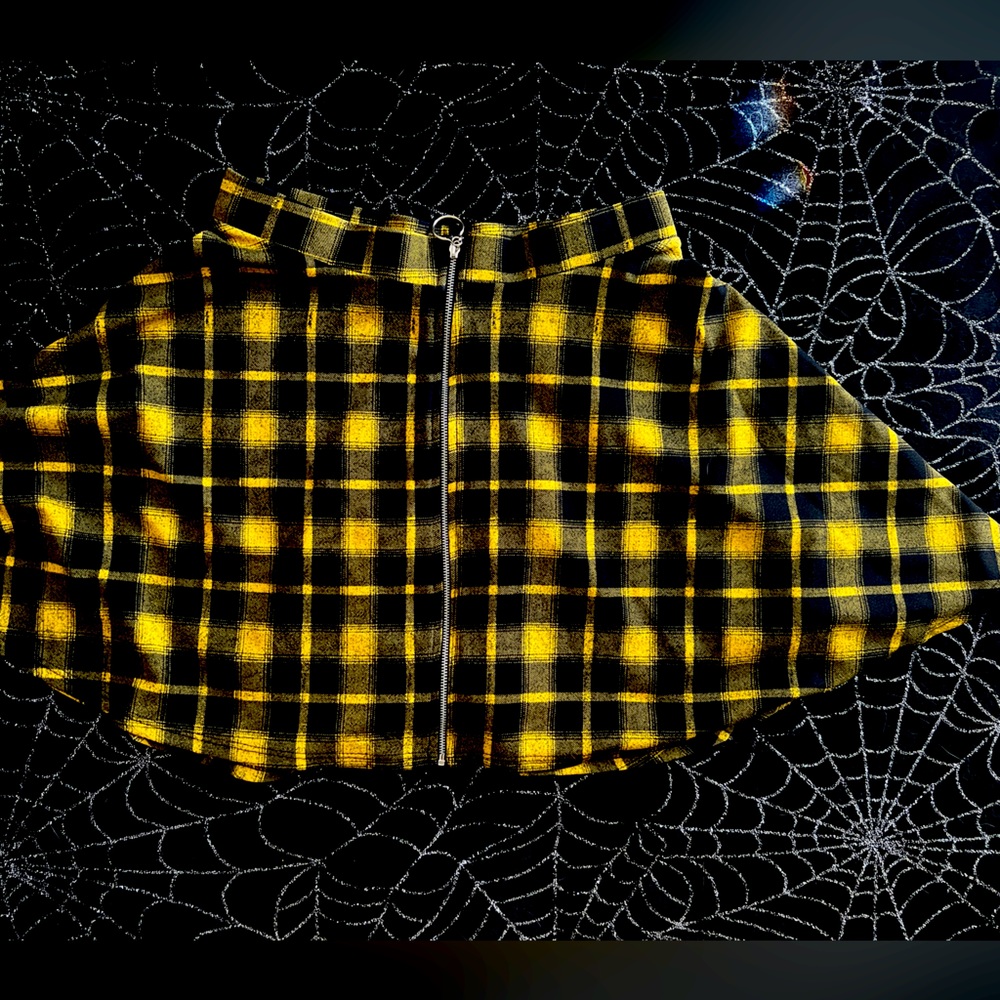 Yellow plaid skater skirt.